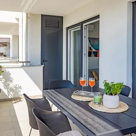 Apartment Punta M Premantura